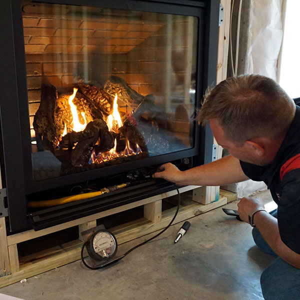 gas fireplace repair in Carytown VA